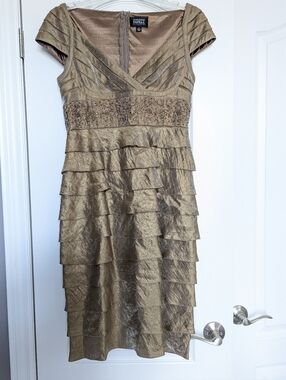 Adrianna Papell Gold Metallic Tiered V-Neck Midi Dress